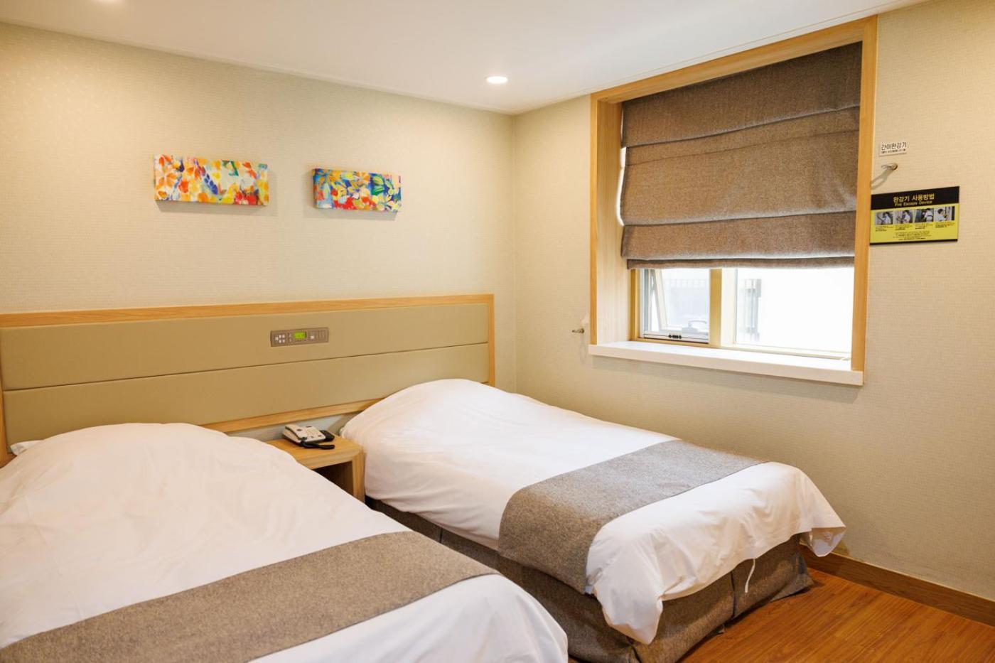 Jeju Robero Hotel Bagian luar foto