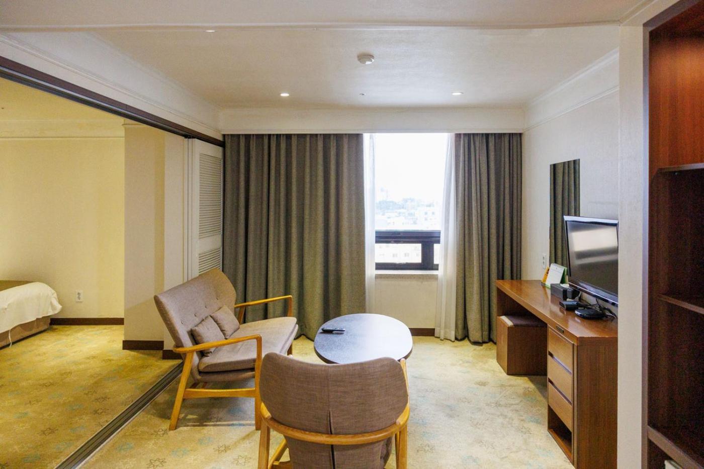 Jeju Robero Hotel Bagian luar foto