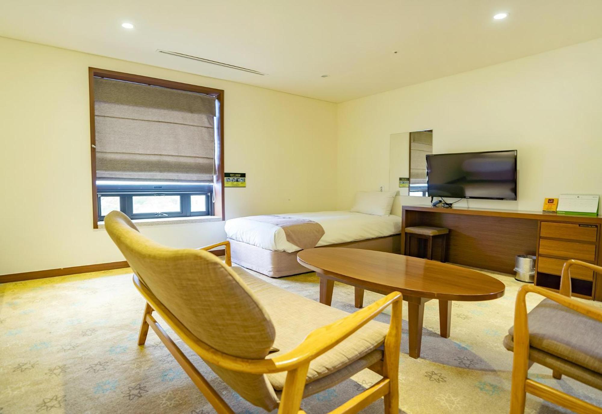 Jeju Robero Hotel Bagian luar foto