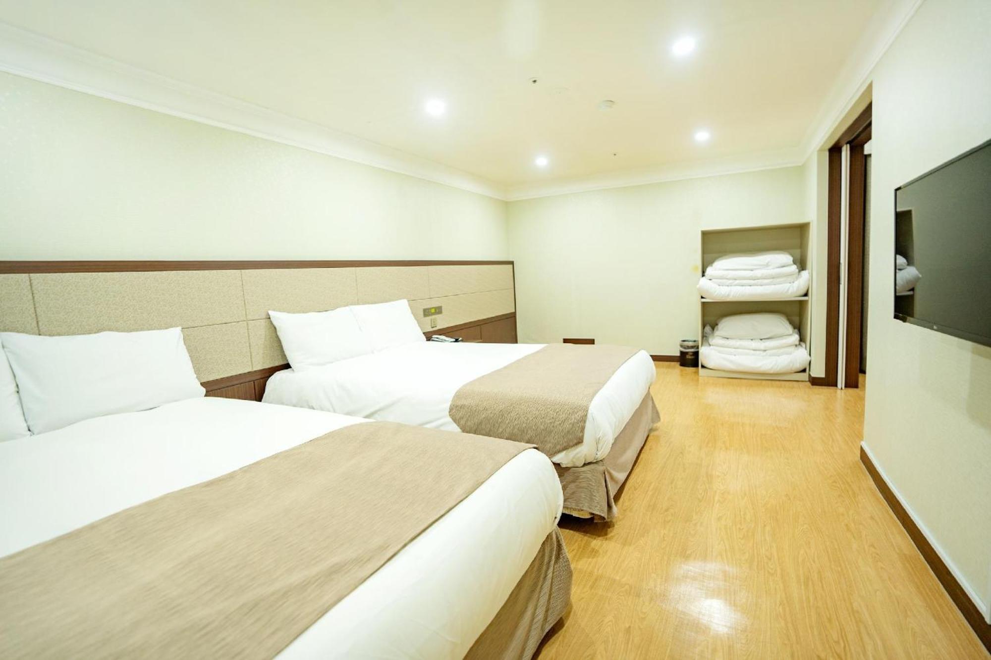 Jeju Robero Hotel Bagian luar foto