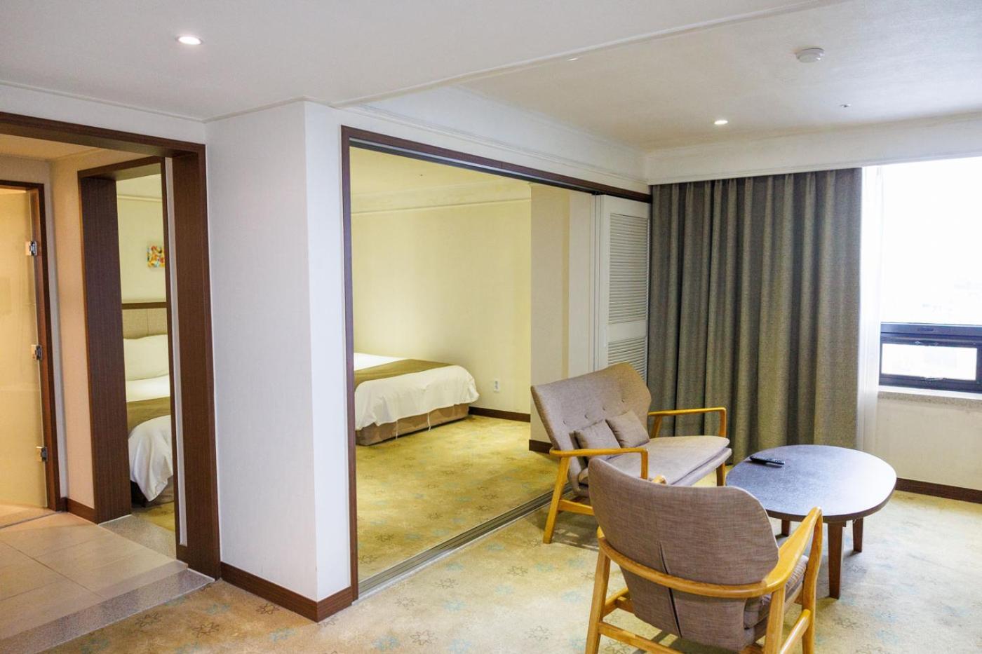 Jeju Robero Hotel Bagian luar foto