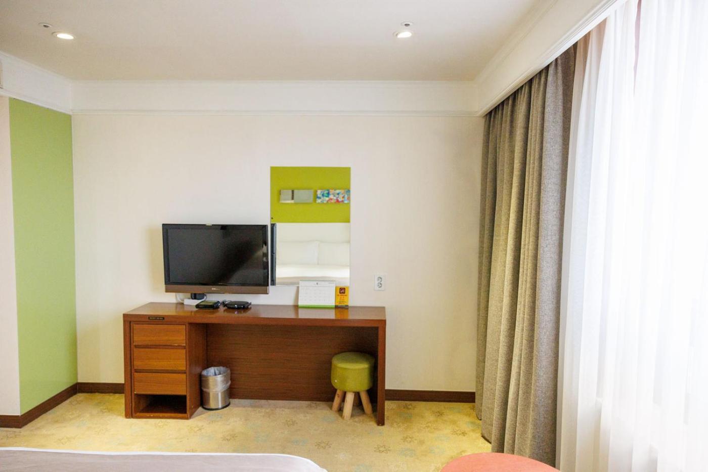 Jeju Robero Hotel Bagian luar foto