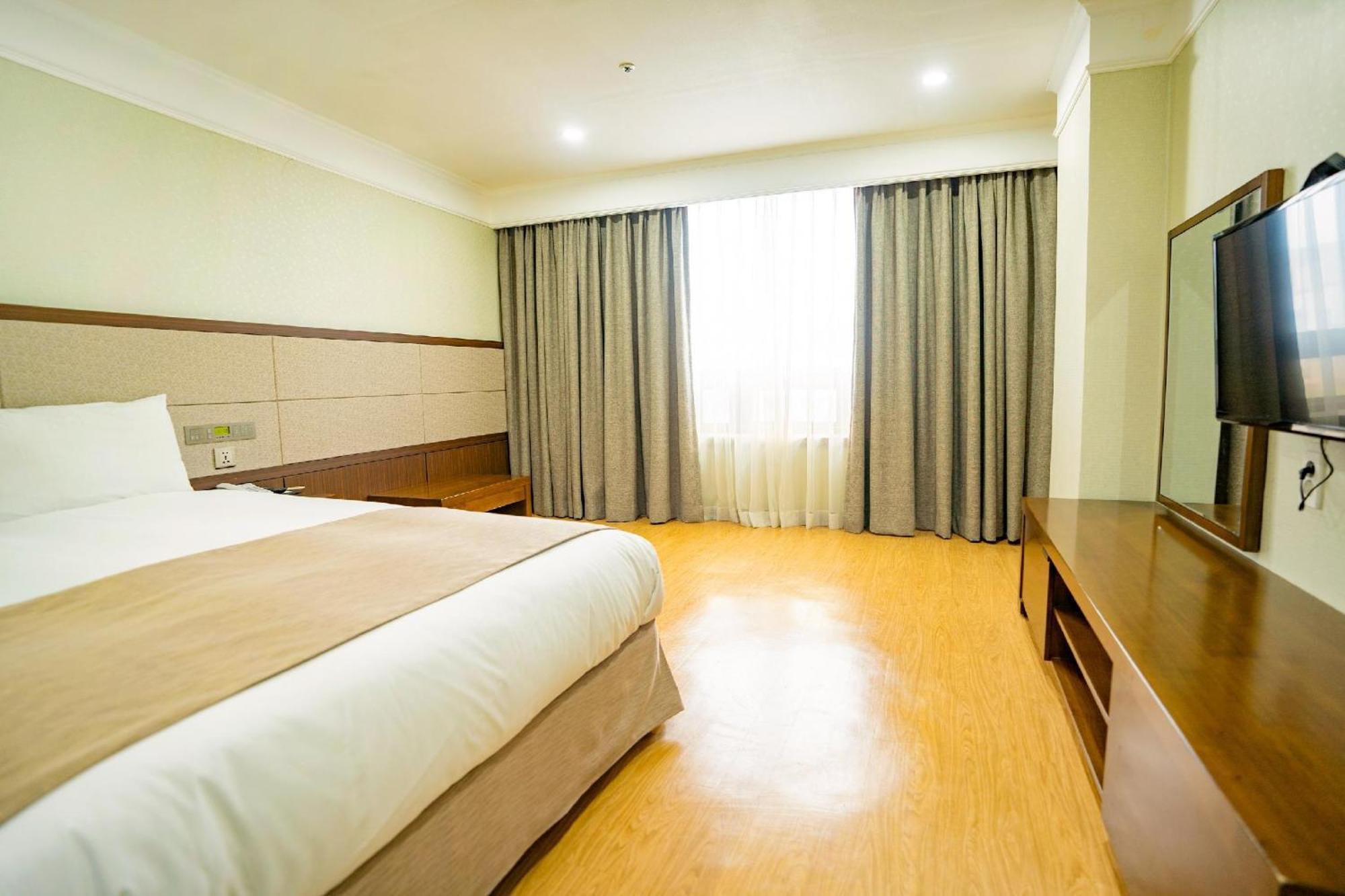 Jeju Robero Hotel Bagian luar foto
